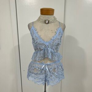 SALE! Elegant Moments Sexy Two Piece Lace Lingerie Pajama Set Cami & Shorts New!